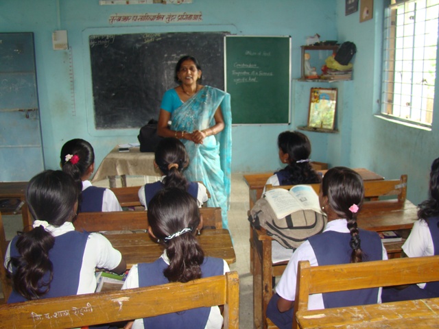 Wash Yatra team in classroom