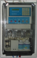 Online chlorine analyser