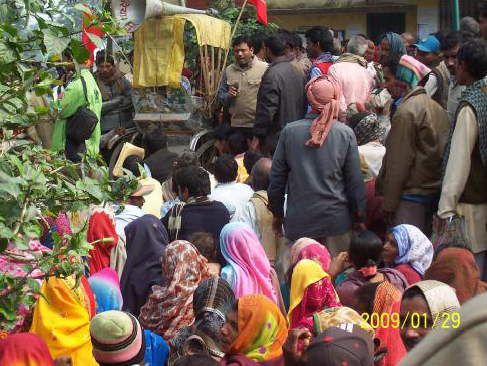 PO (NREGA, Araria block) addressing the gathering