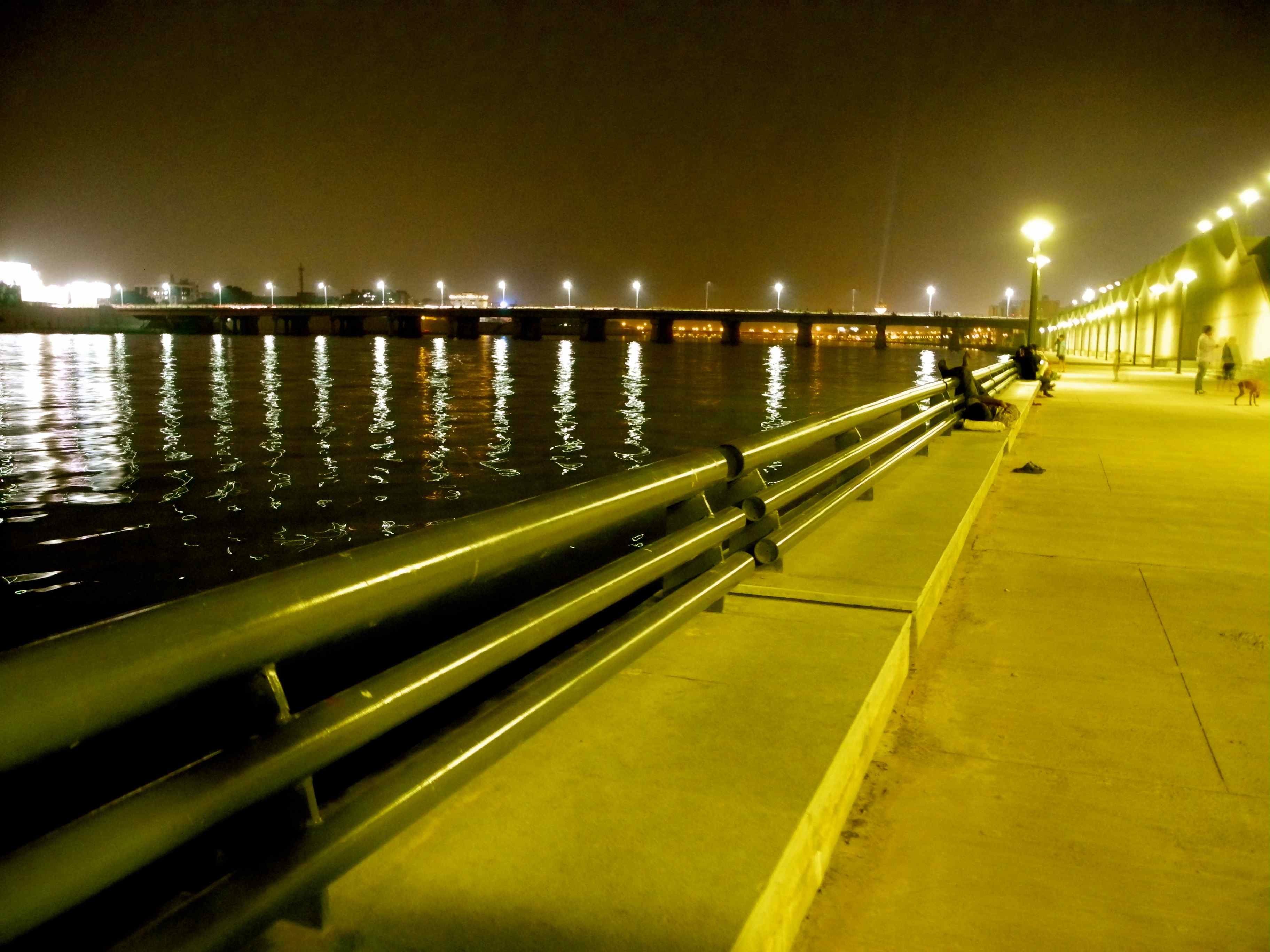 The Sabarmati at night (Photo: Usha Dewani)