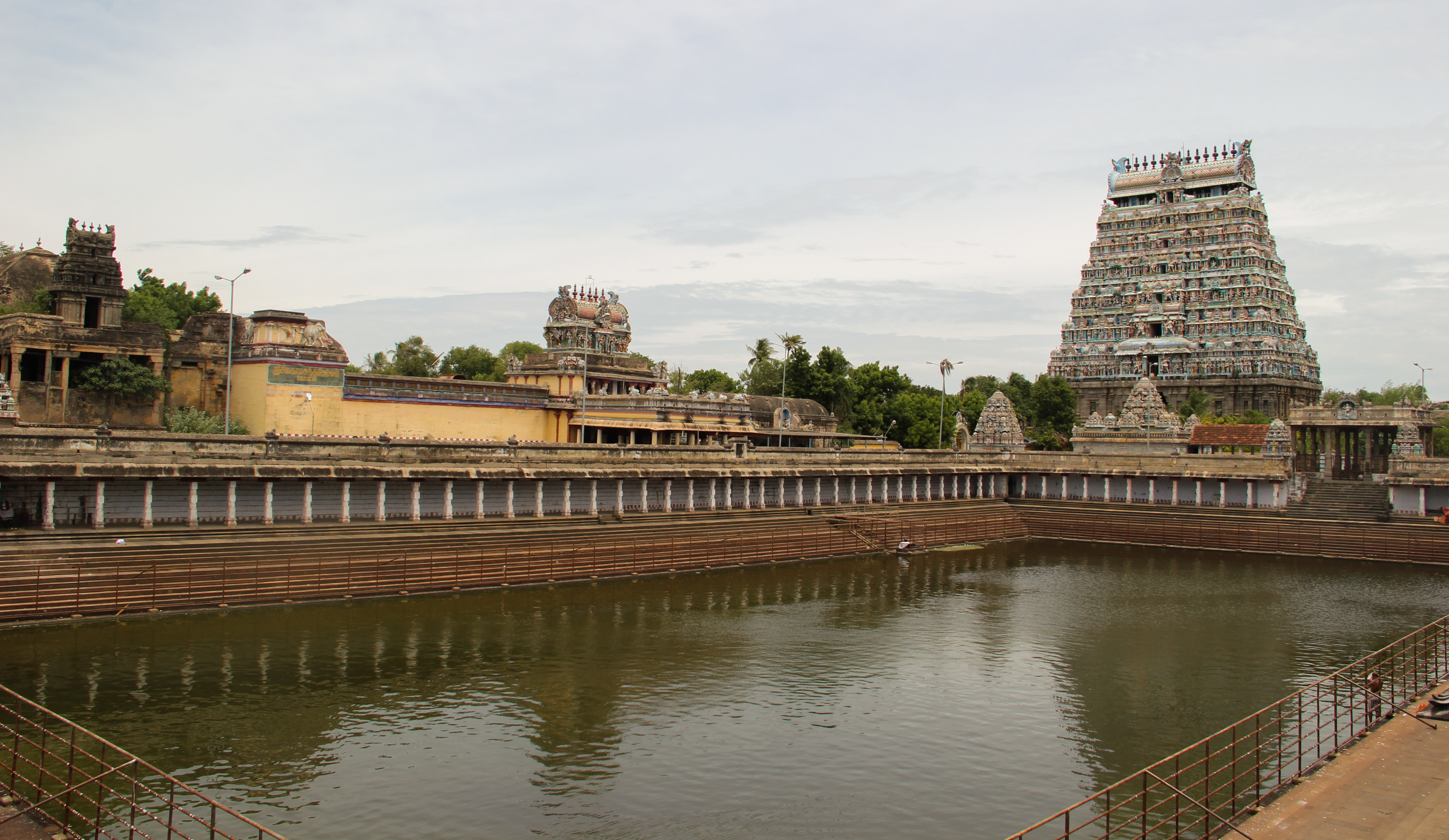 Chidambaram Nataraja temple tank, Tamilnadu