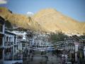 The main bazaar of Leh (Image: Christopher Michel, Wikimedia Commons, CC BY 2.0)