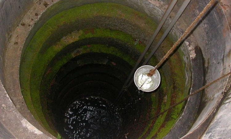 Groundwater, a finite resource (Image Source: TV Manoj via Wikimedia Commons)