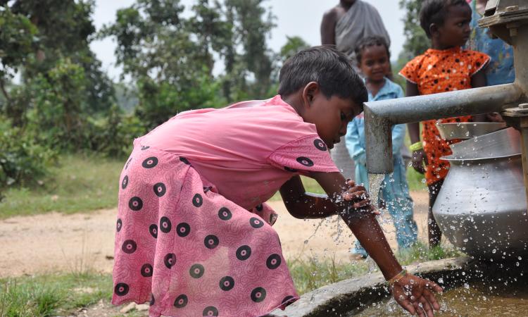 WaterAid has focused on establishing community-led water quality monitoring & surveillance (Image: Anil Gulati/India Water Portal Flickr)