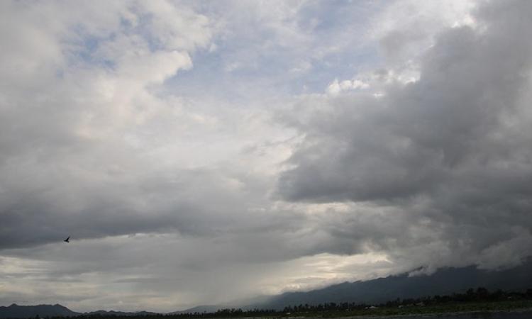 Mist and clouds are atmospheric aerosols. Image used for representational purposes only. Image from India Water Portal Flickr photostream