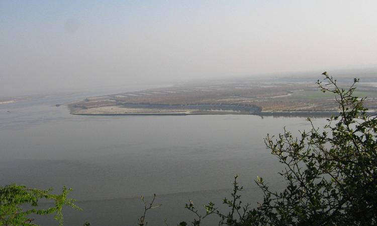 Ganga river near Gadmukteshwar (Source: IWP Flickr Photos)