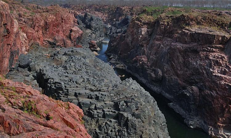 Ken river gorge (Source: By Syed Zohaibullah, www.commons.wikimedia.org)