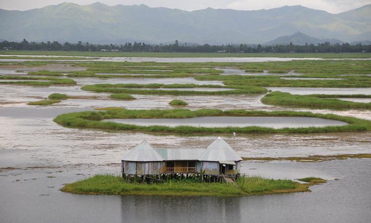 A home on Loktak lake in Moirang, Manipur (Image: Sharada Prasad CS, Wikipedia Commons)