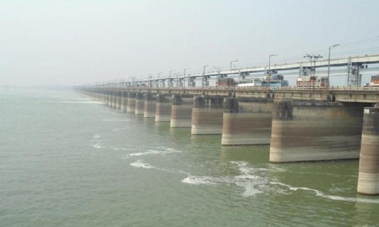 Farakka Barrage by Sudip Burman via Google Maps, Feb 2012