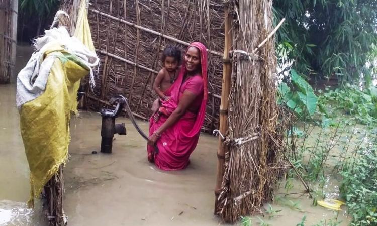 Life submerged within the embankment area (Source: India Water Portal Hindi)