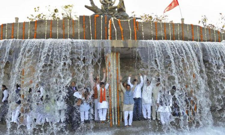 Launch of Narmada-Kshipra interlink (The Hindu)