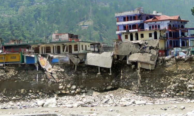 Floods in Uttarakhand in 2013 severely damaged hundreds of villages across Uttarkashi, Rudraprayag, Chamoli and Tehri regions (Image: Oxfam International, Flickr Commons, CC BY-NC-ND 2.0)