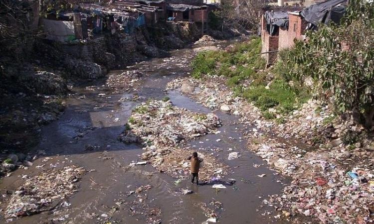 Urban sanitation: A challenge for India (Source: Wikimedia Commons)