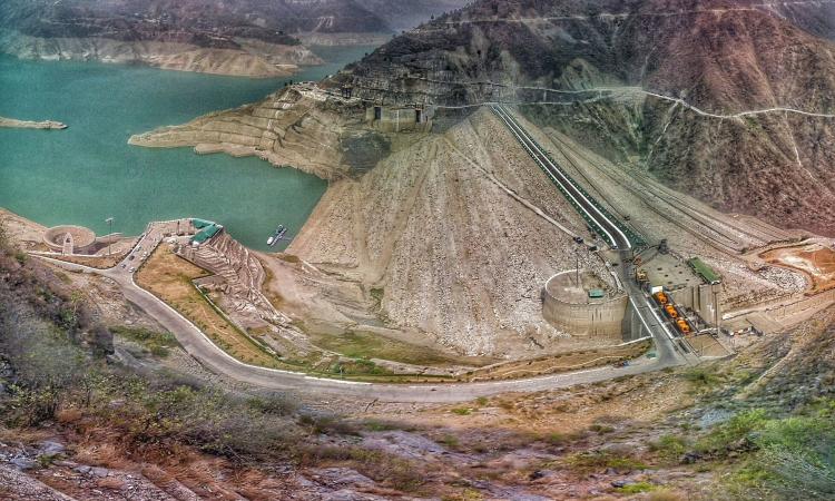 Tehri, a hydropower dam in Uttarakhand (Source: Mayank Gupta, Wikimedia Commons)